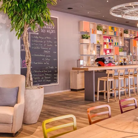 Intercityhotel מלון