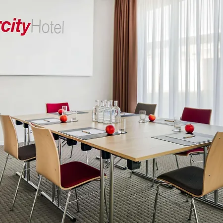 Intercityhotel מלון 4*