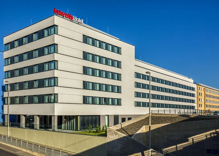 Intercityhotel Отель 4*