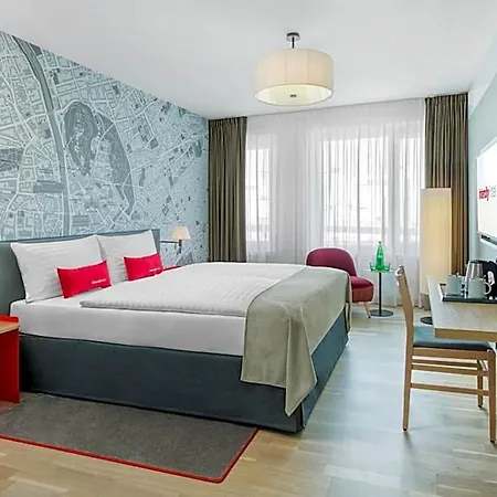 Hotel Intercityhotel 4*