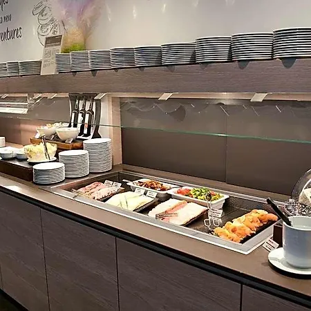 Intercityhotel 4*
