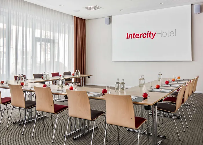 Готель Intercityhotel 4*